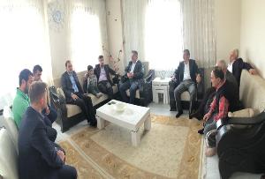 Üvezli Mahallesi Sakinlerinden Trafik Kazası Geçiren Ali YAZGAN'ı Evinde Ziyaret