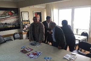 Şile'de Görev yapan Halk Otobüsü sahipleri , İETT Otobüs Daire Başkanı ve ekibi 